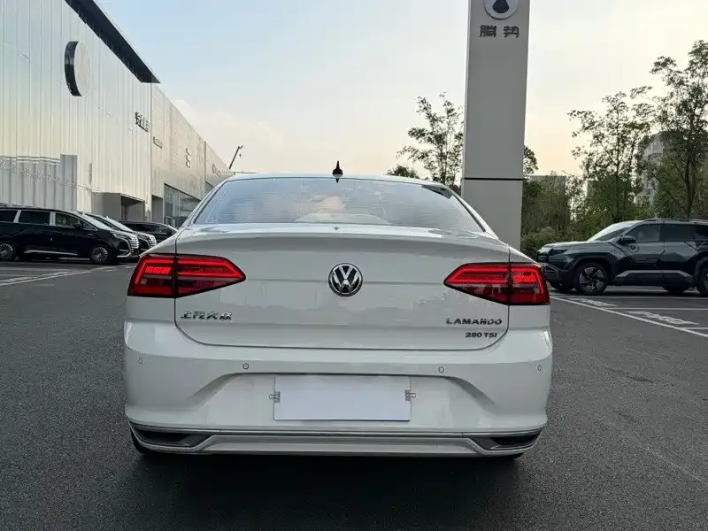 Volkswagen Lamando 2022 из CN, фото 8