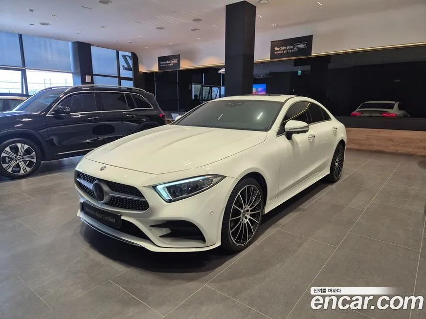 Mercedes-Benz CLS-Class — фото 1