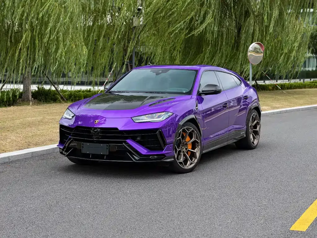 Lamborghini Urus 2023 из CN, фото 1