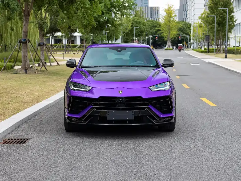 Lamborghini Urus 2023 из CN, фото 2