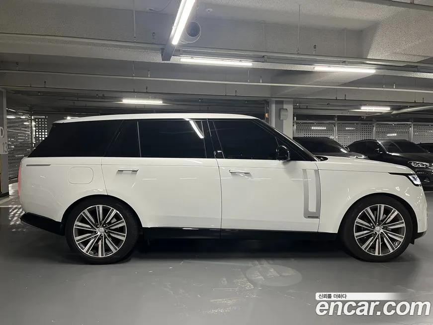 Land Rover Range Rover 2023 из KR, фото 7