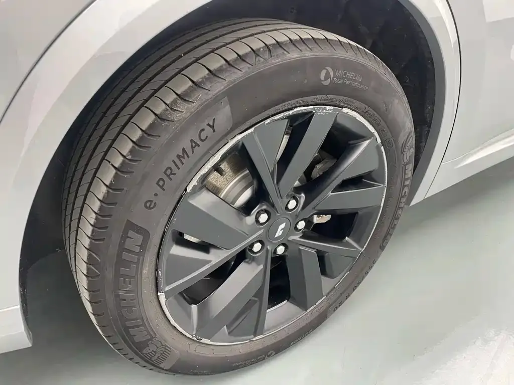 Li Auto L8 2023 из CN, фото 8