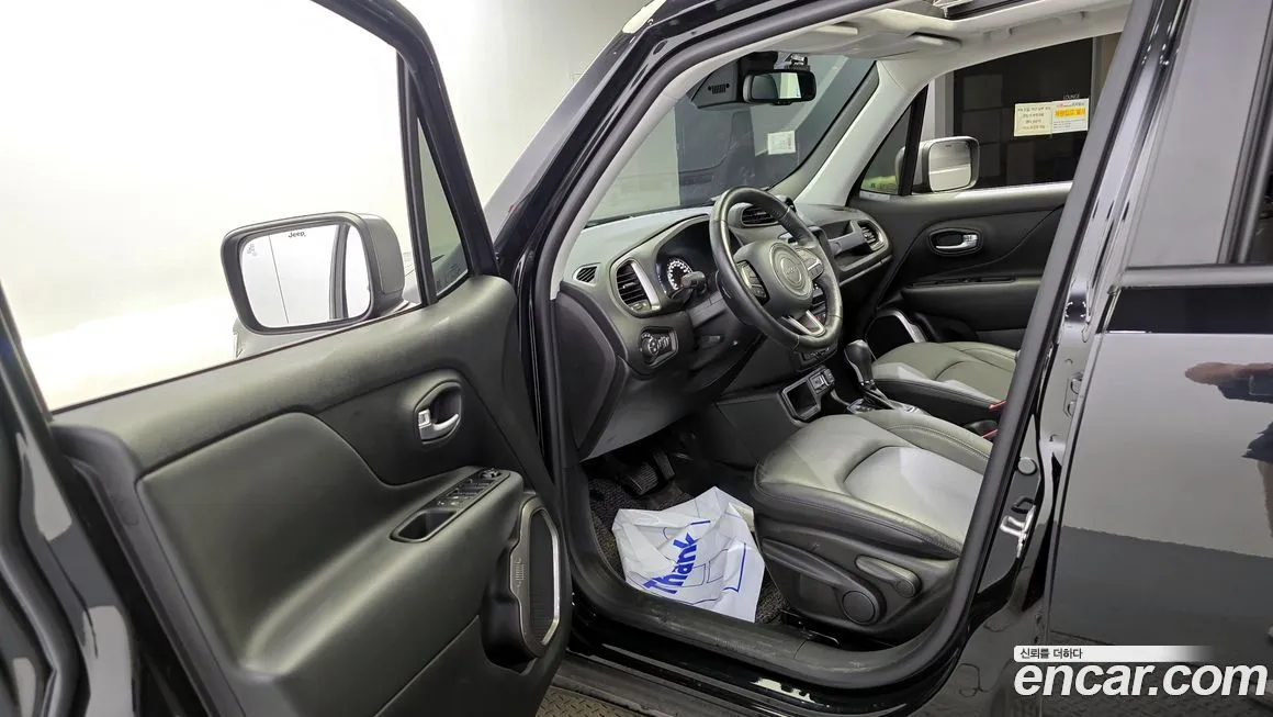 Jeep Renegade 2021 из KR, фото 10