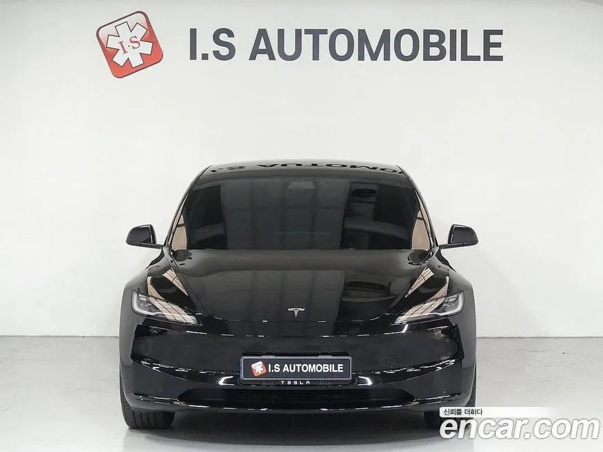 Tesla Model 3 2024 из KR, фото 2