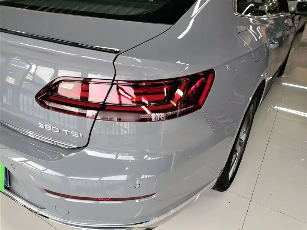 Volkswagen CC 2024 из CN, фото 8