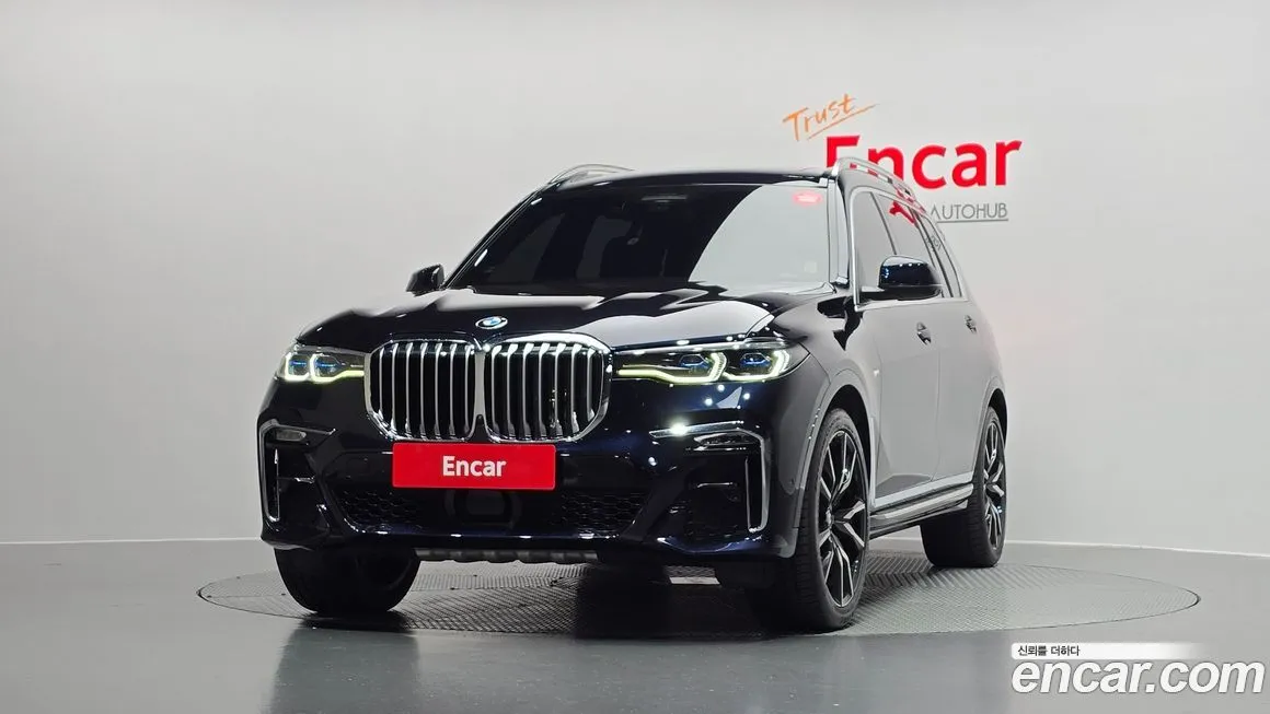 BMW X7 — фото 3
