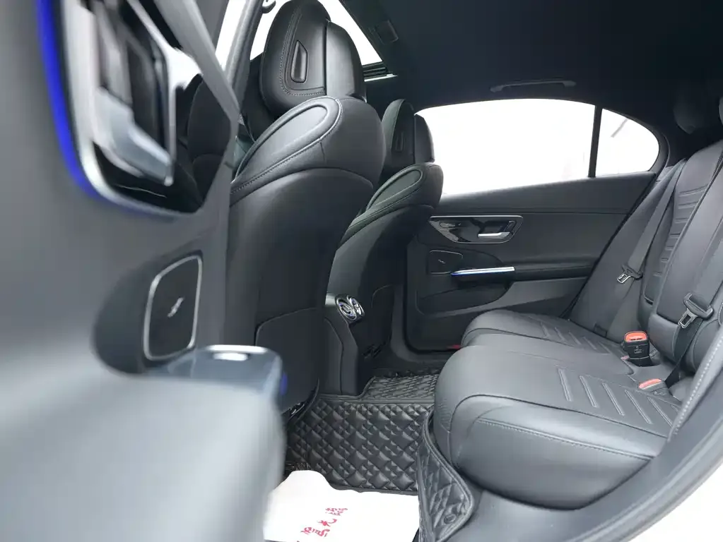 Mercedes-Benz C-Class 2023 из CN, фото 5