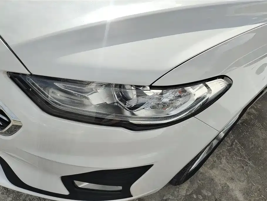Ford Mondeo 2021 из CN, фото 5