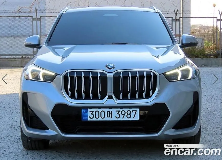 BMW X1 — фото 1