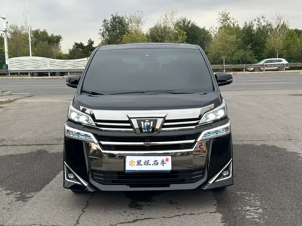 Toyota Vellfire 2022 из CN, фото 2