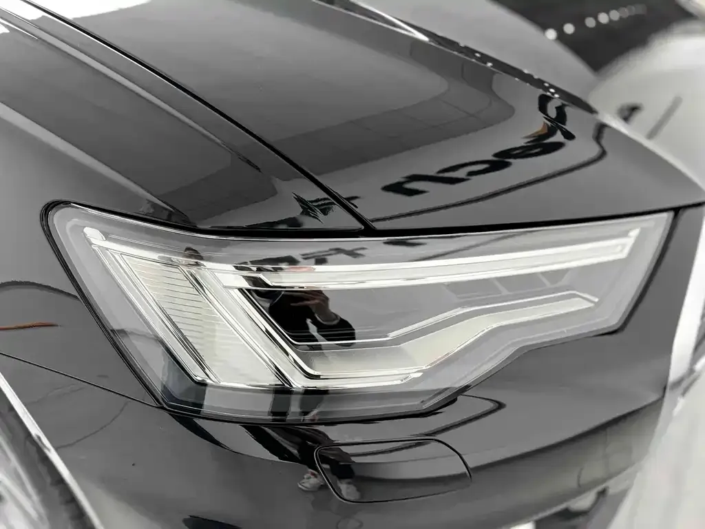 Audi A6L 2025 из CN, фото 2