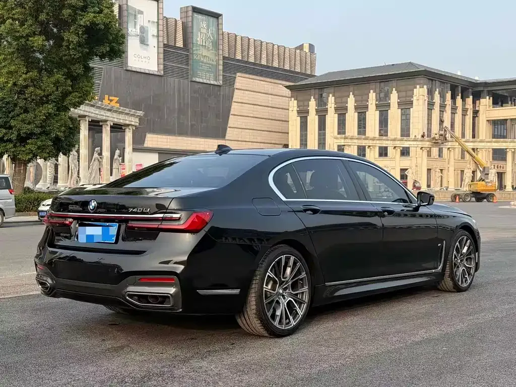 BMW 7 Series 2021 из CN, фото 5