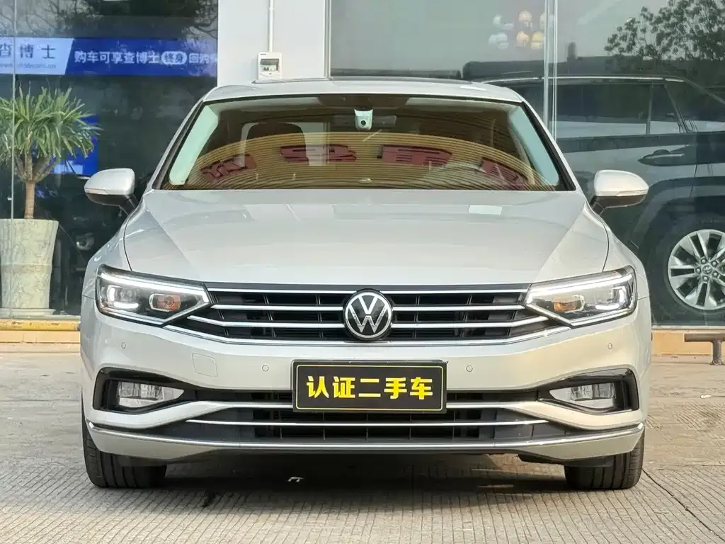 Volkswagen Magotan 2023 из CN, фото 2