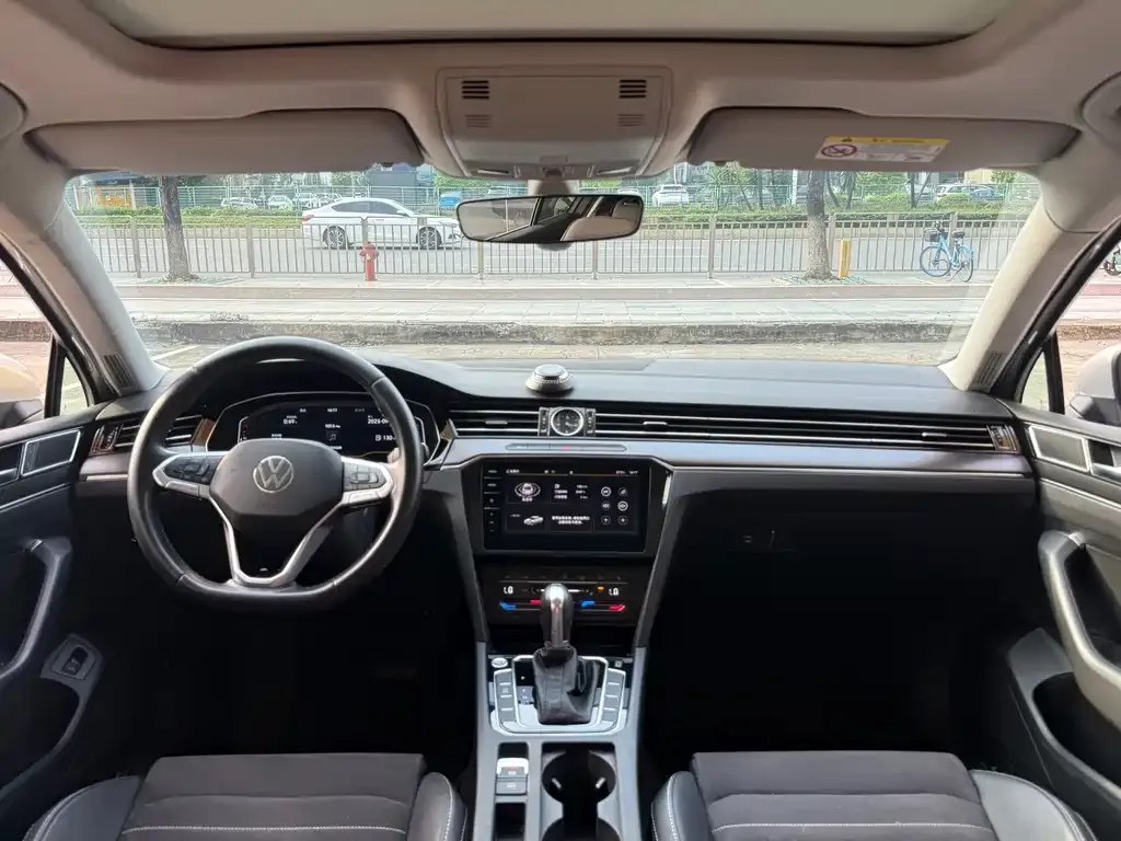 Volkswagen Magotan 2023 из CN, фото 6