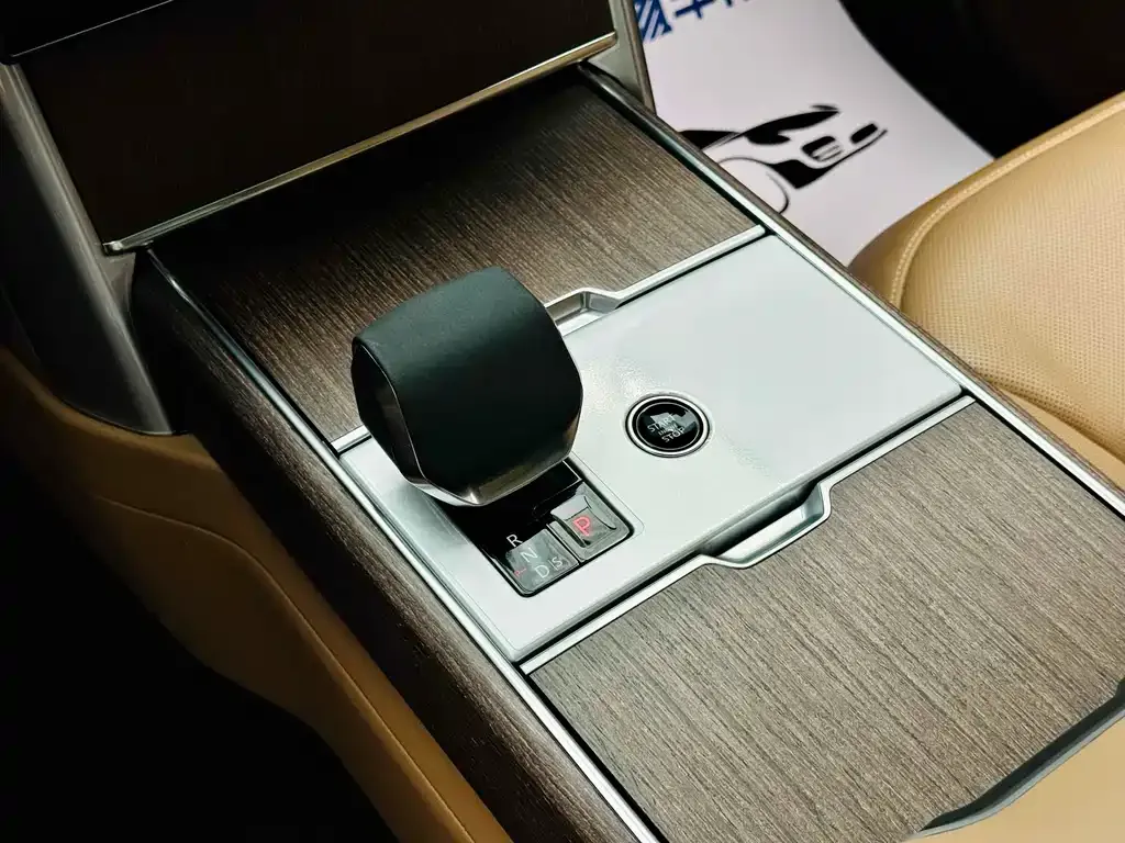 Land Rover Range Rover 2025 из CN, фото 9