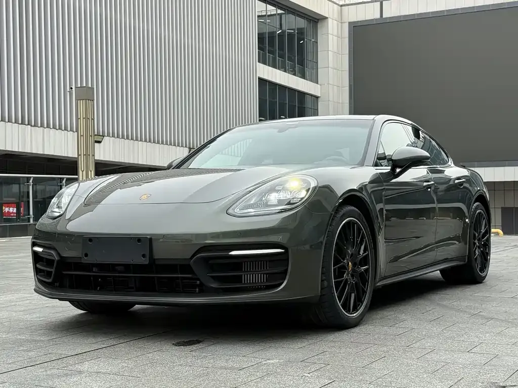Porsche Panamera 2023 из CN, фото 1