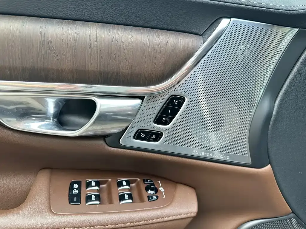 Volvo S90 2024 из CN, фото 5