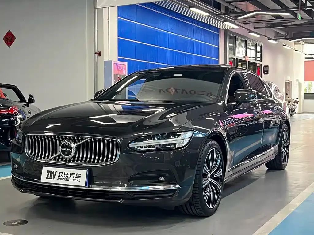 Volvo S90 2023 из CN, фото 1