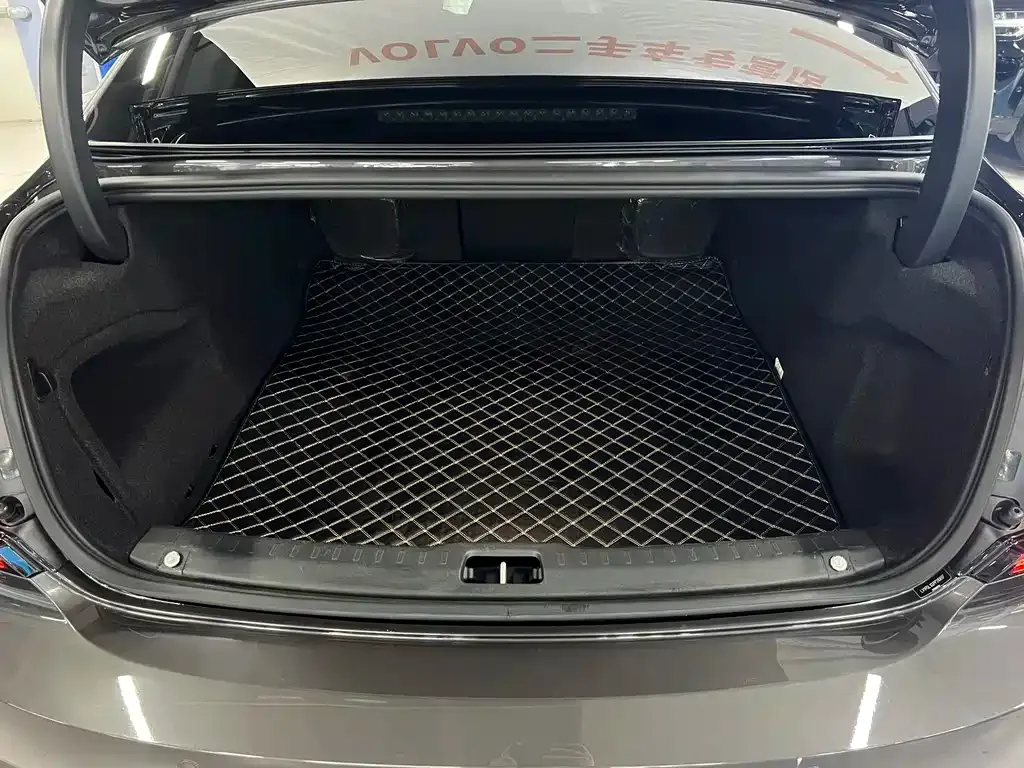 Volvo S90 2023 из CN, фото 6