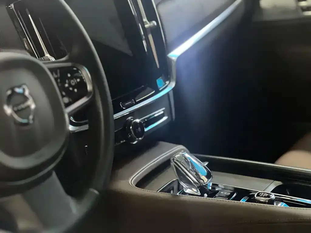 Volvo S90 2023 из CN, фото 8