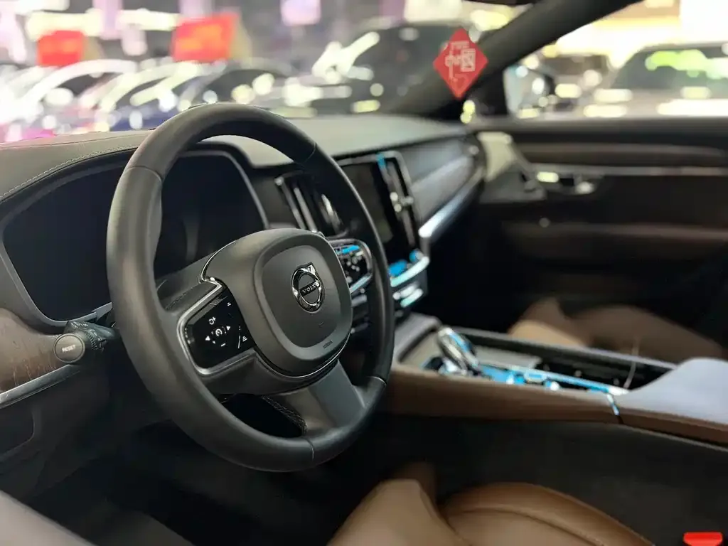 Volvo S90 2023 из CN, фото 9