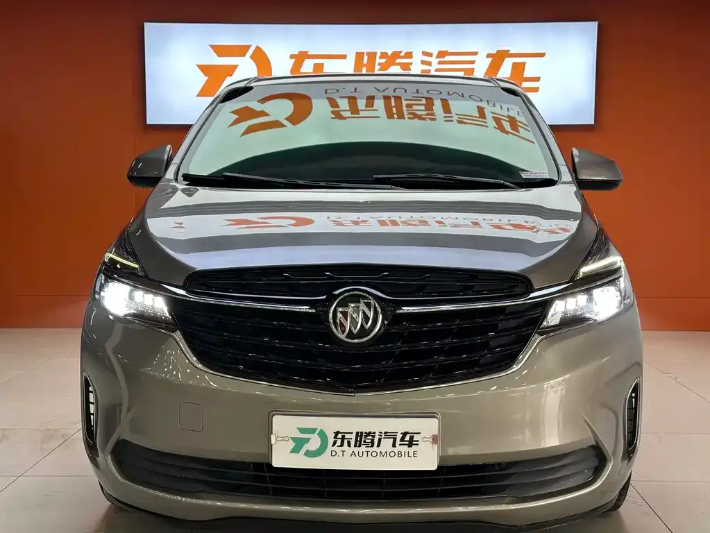 Buick GL8 2022 из CN, фото 2