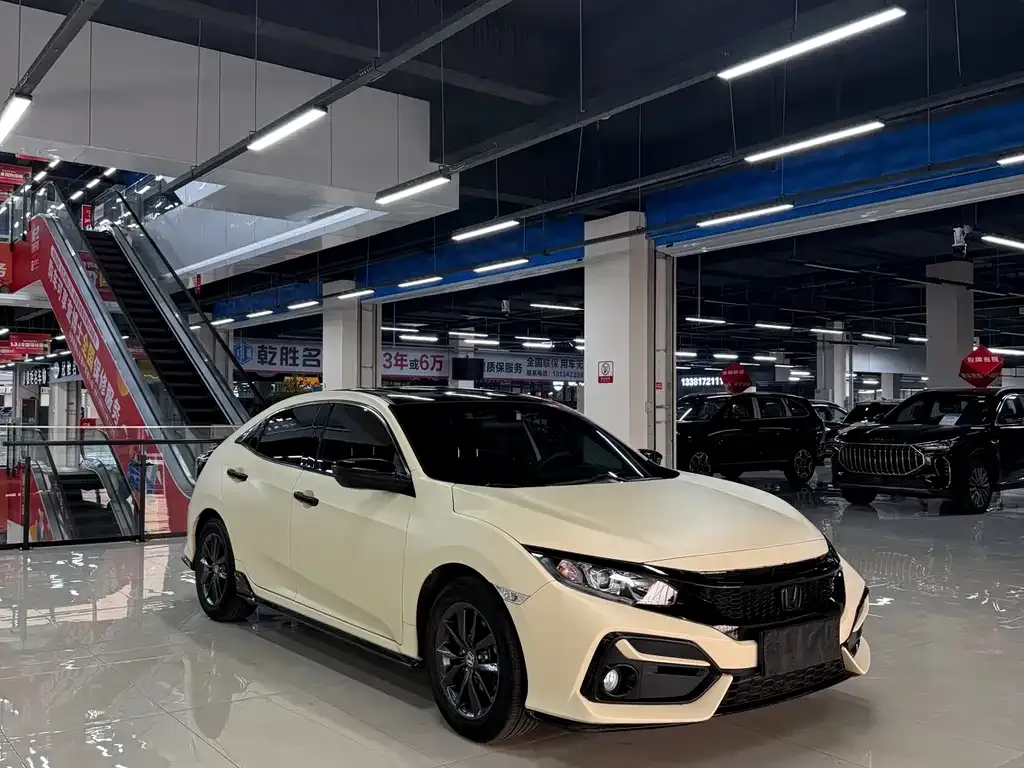 Honda Civic 2021 из CN, фото 2