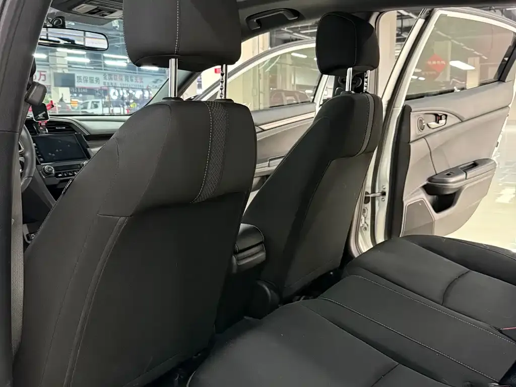 Honda Civic 2021 из CN, фото 8