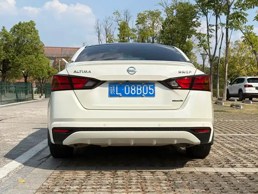 Nissan Teana 2022 из CN, фото 4