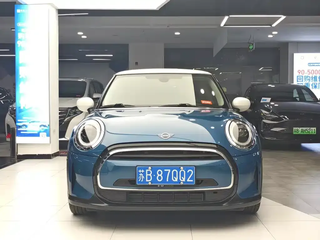 MINI Cooper (3-door) 2022 из CN, фото 2