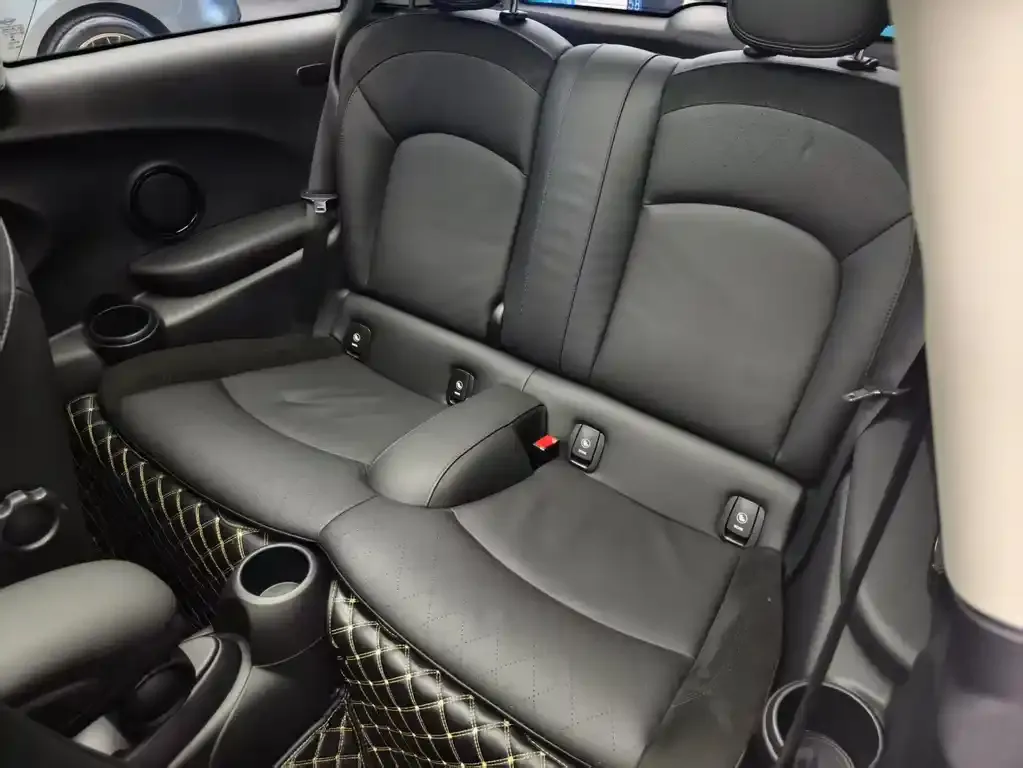 MINI Cooper (3-door) 2022 из CN, фото 9