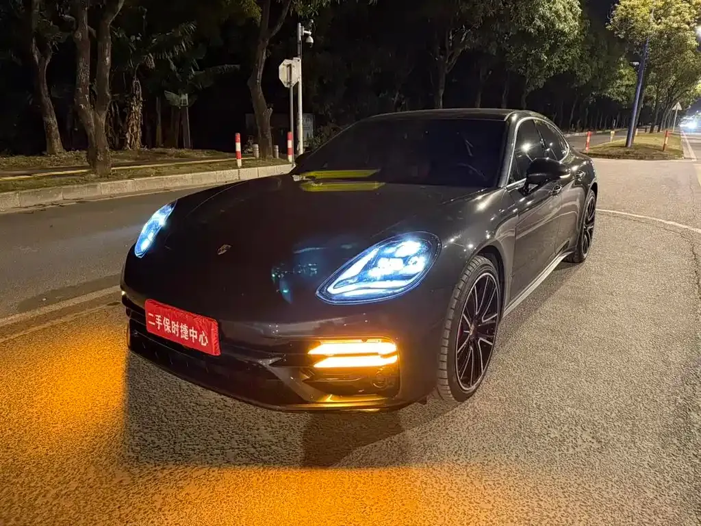 Porsche Panamera 2023 из CN, фото 1