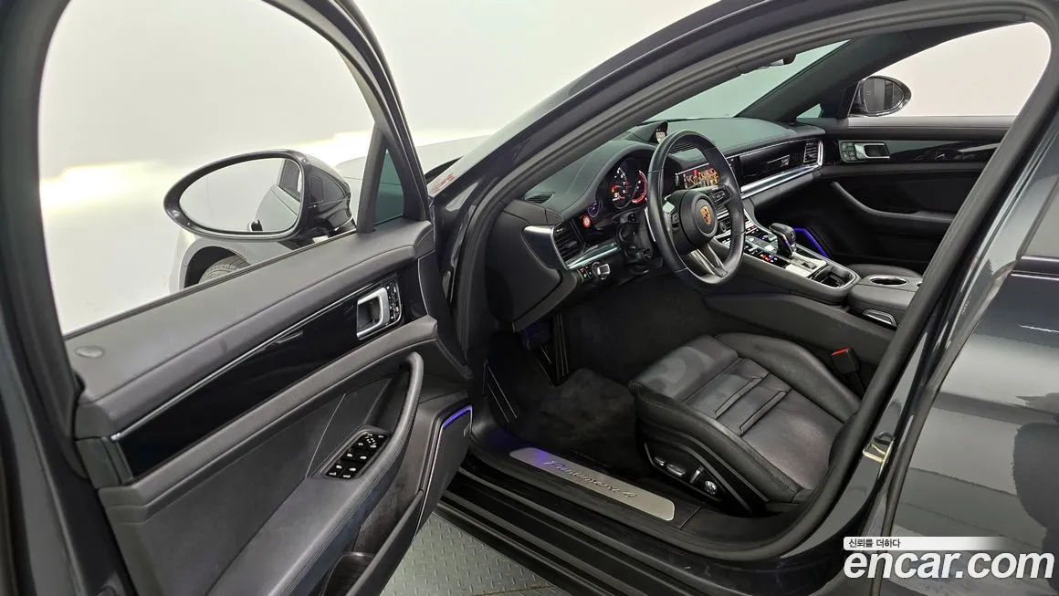 Porsche Panamera 2021 из KR, фото 10