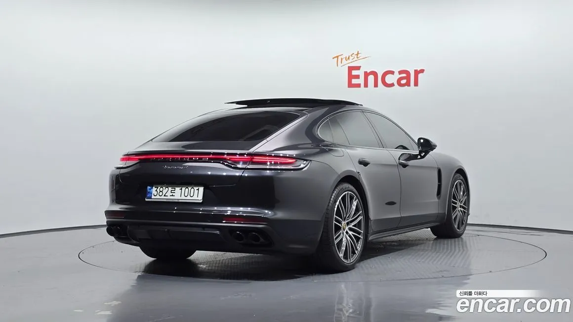 Porsche Panamera 2021 из KR, фото 2