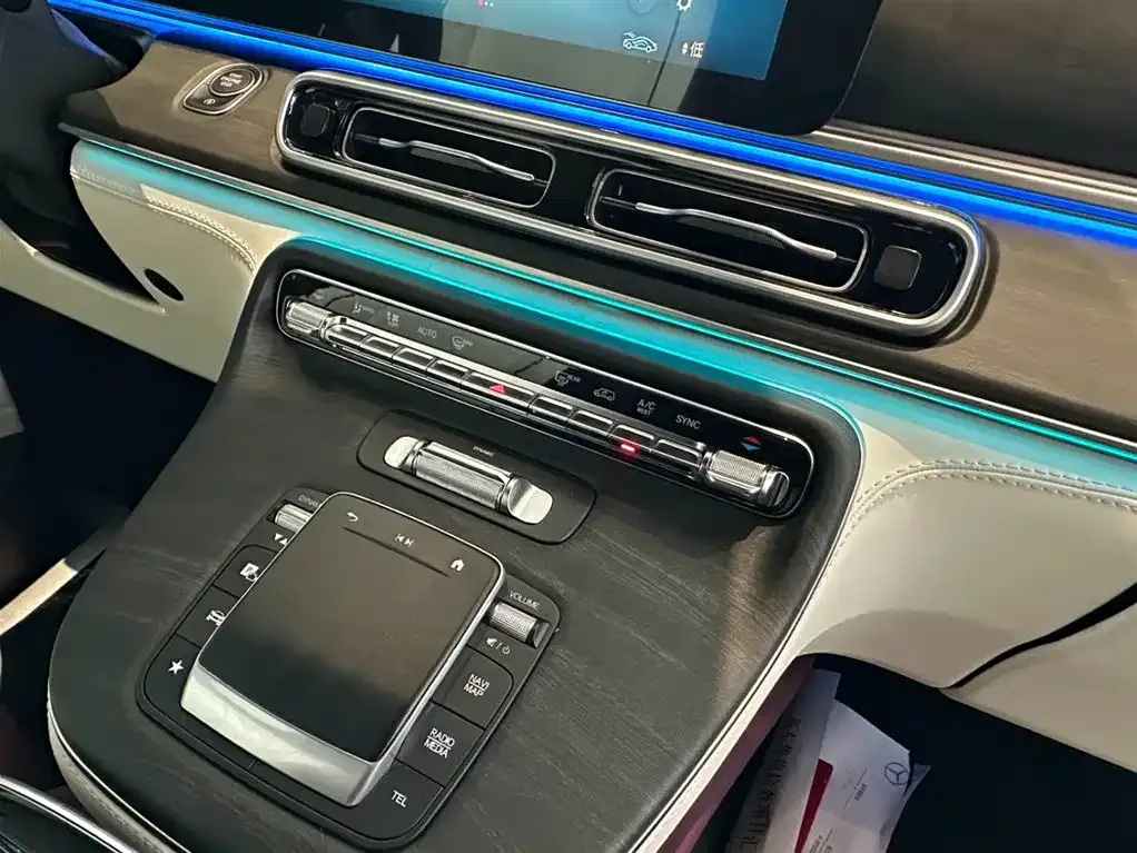 Mercedes-Benz Vito 2025 из CN, фото 7
