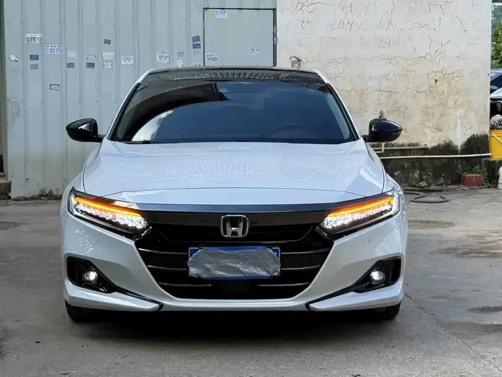 Honda Accord 2022 из CN, фото 2