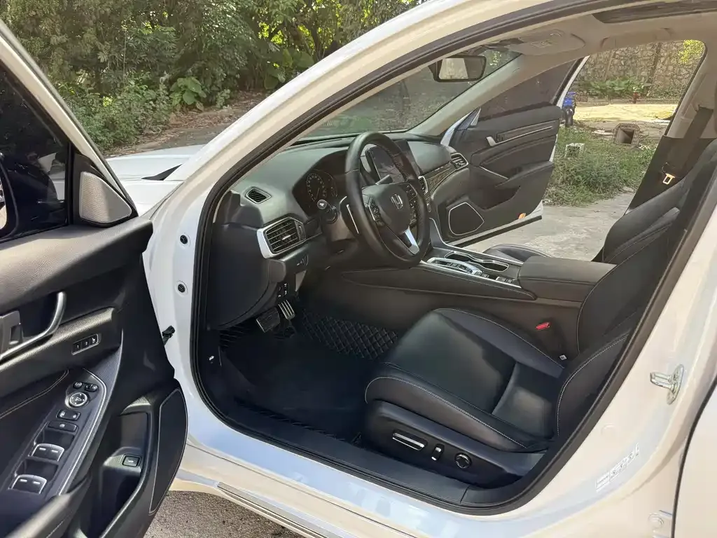 Honda Accord 2022 из CN, фото 4