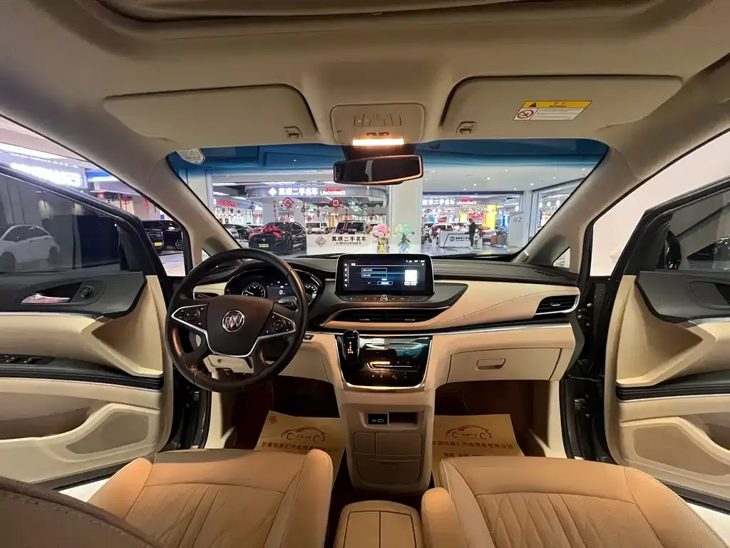 Buick GL8 2023 из CN, фото 6