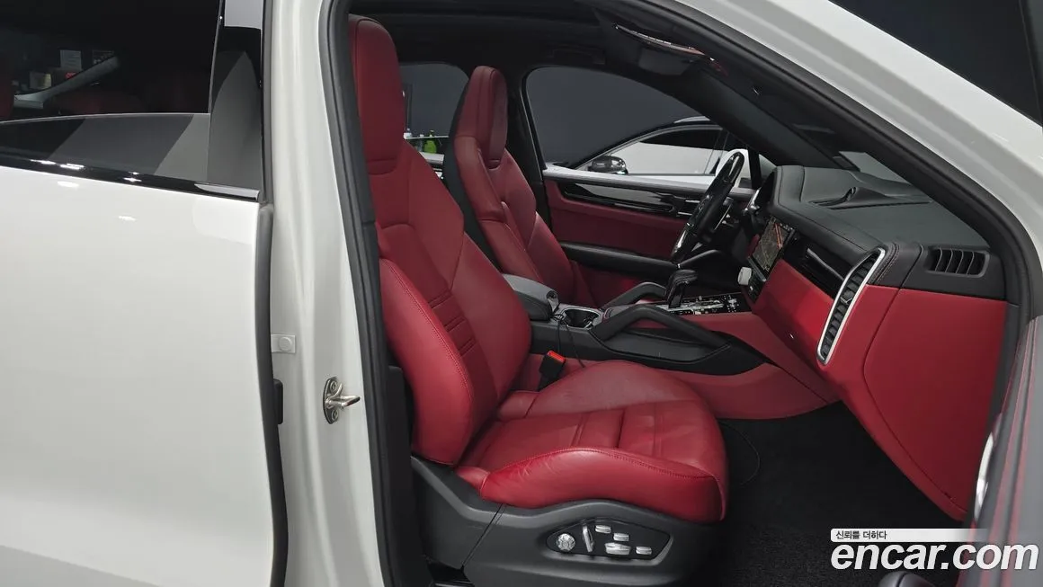Porsche Cayenne 2021 из KR, фото 10