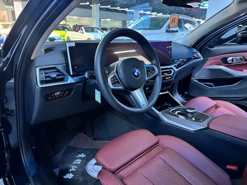 BMW 3 Series 2024 из CN, фото 7