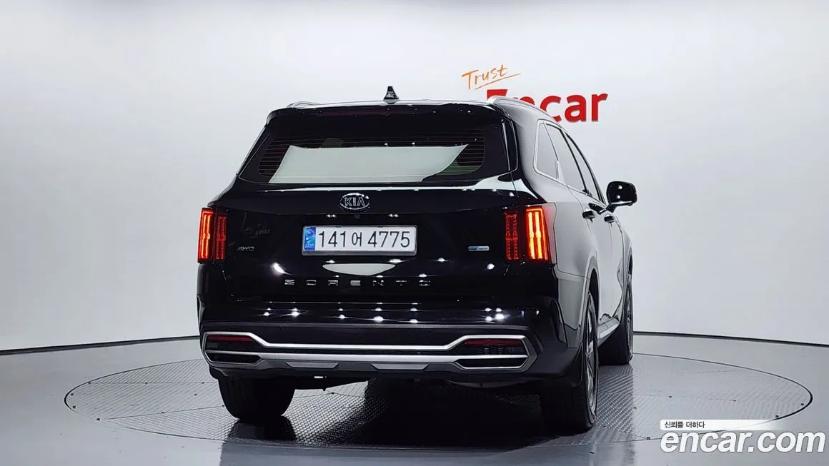 Kia Sorento — фото 4