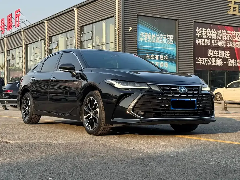Toyota Avalon 2023 из CN, фото 3