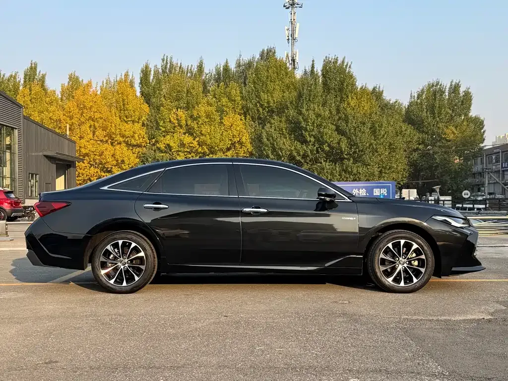 Toyota Avalon 2023 из CN, фото 4