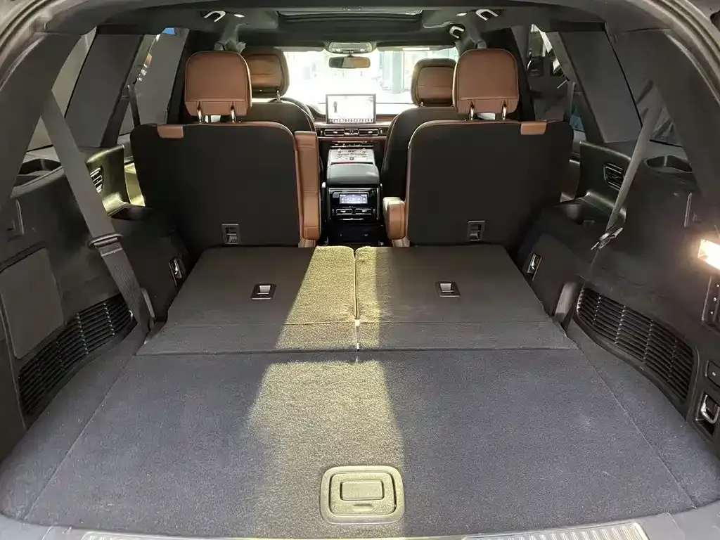Lincoln Aviator 2021 из CN, фото 9