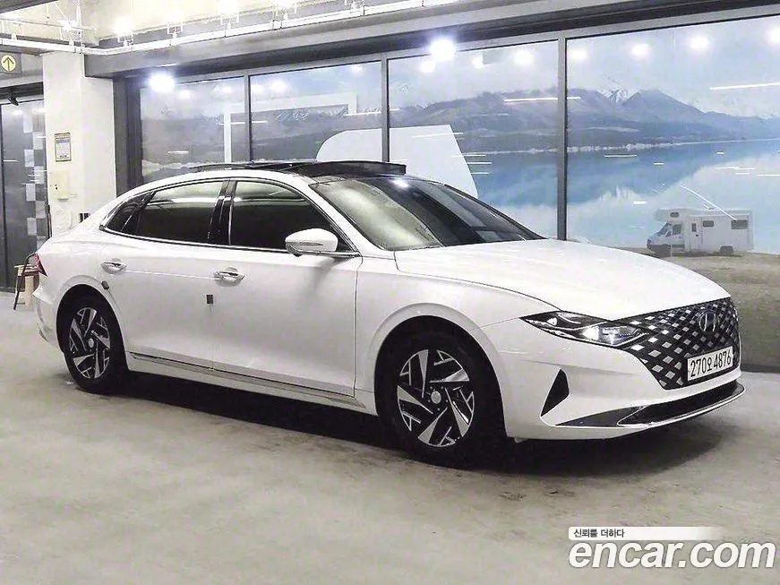 Hyundai Grandeur — фото 1