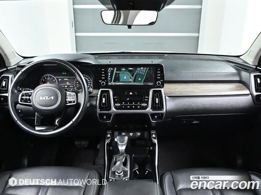 Kia Sorento — фото 7