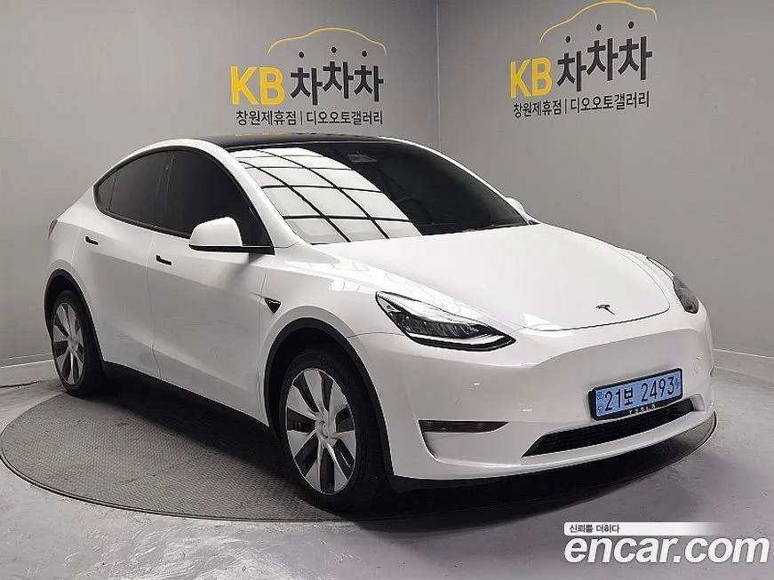 Tesla Model Y 2021 из KR, фото 3
