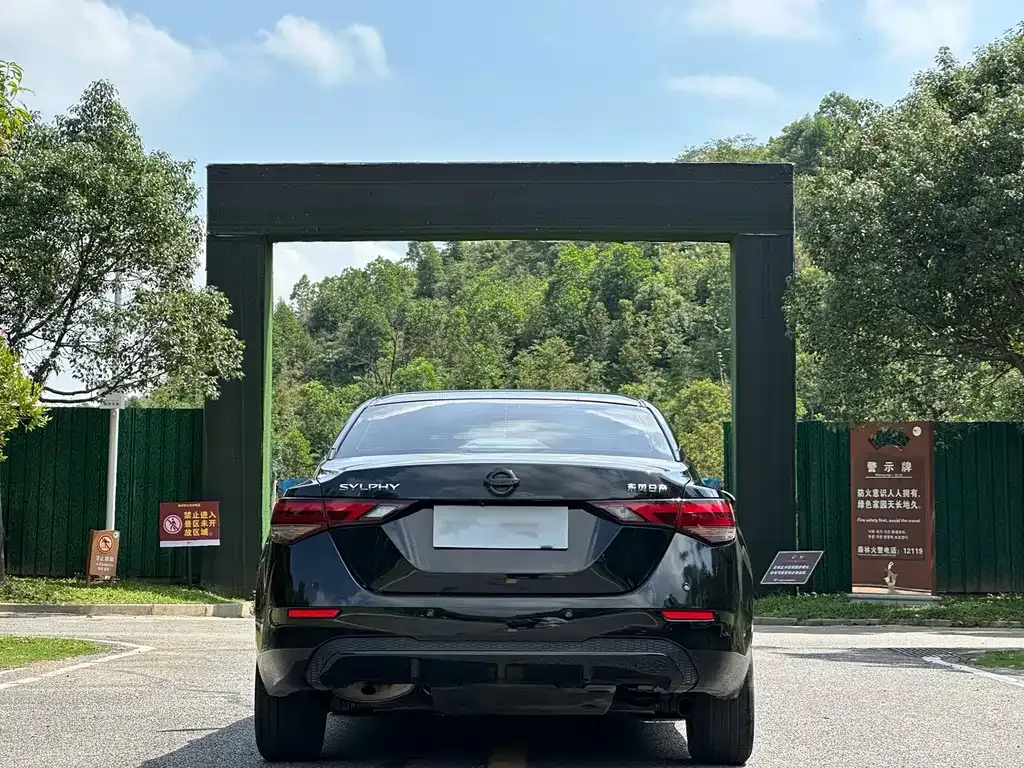 Nissan Sylphy 2022 из CN, фото 10