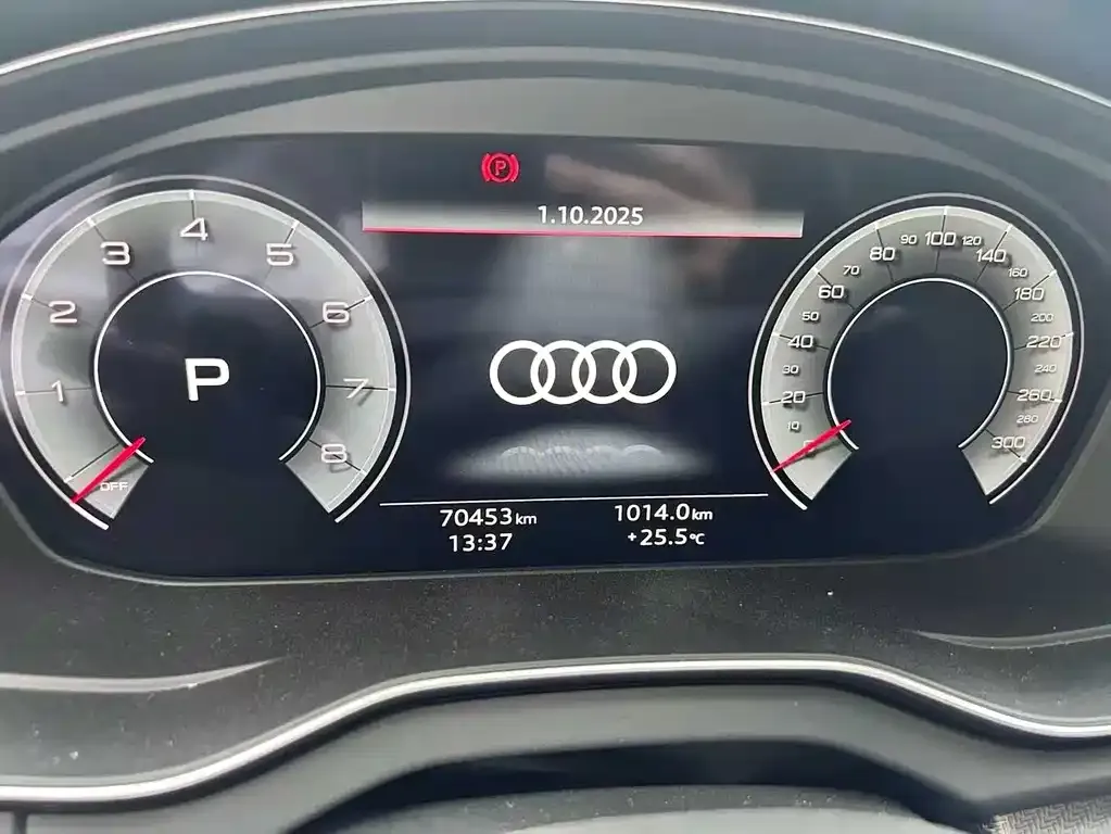 Audi Q5L 2022 из CN, фото 2