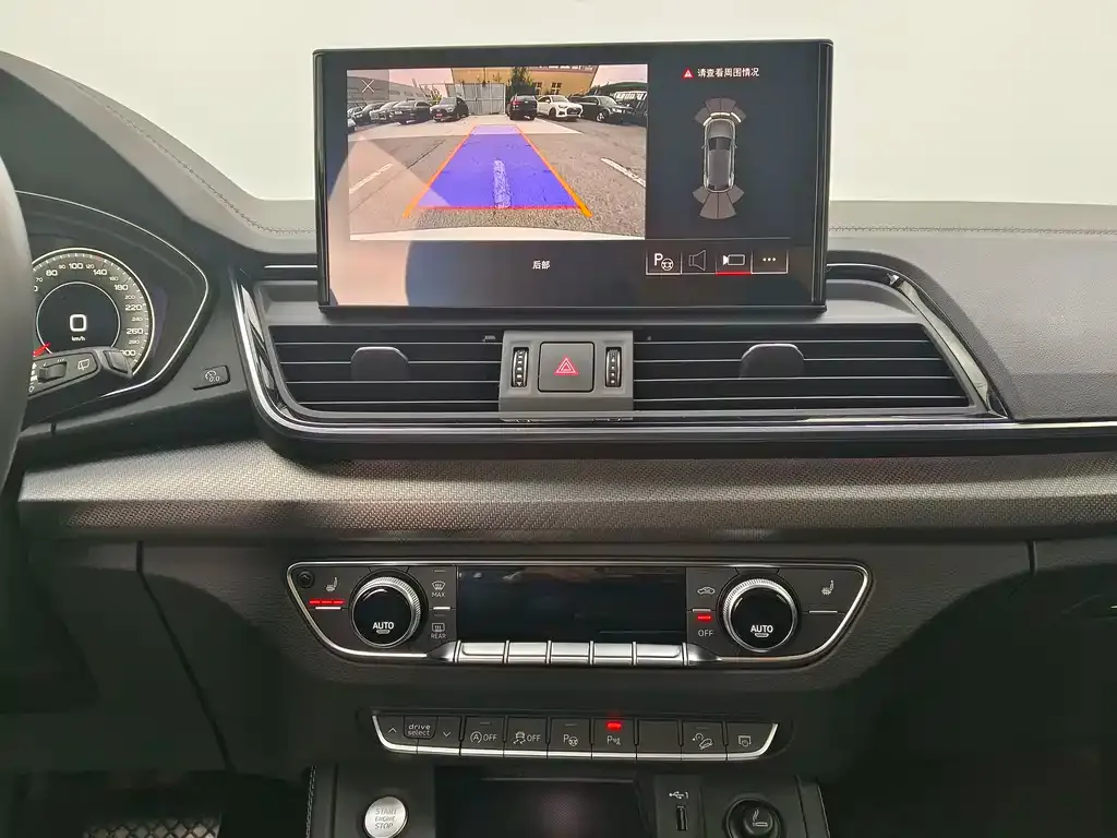 Audi Q5L 2022 из CN, фото 7